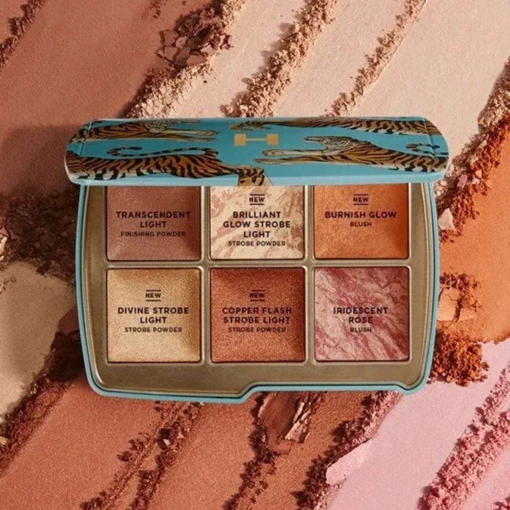 Hourglass Ambient Lighting Edit – Unlocked Tiger Palette 2022